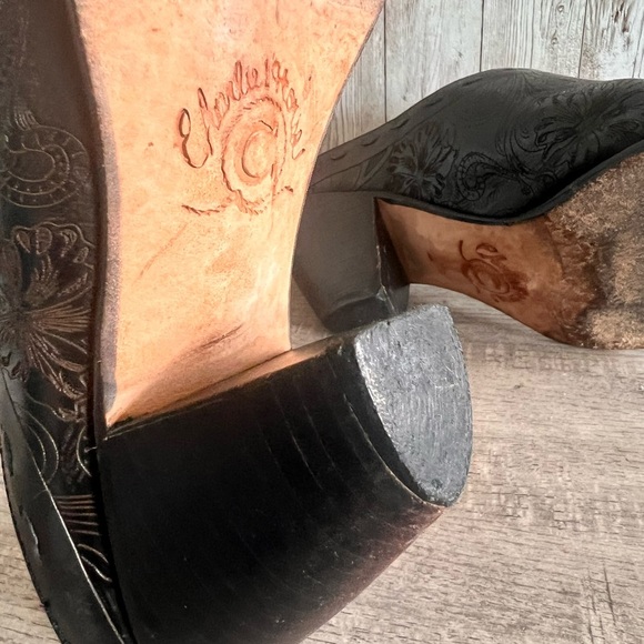 Lucchese Charlie Horse Vintage Embossed Leather Western Mules Womens Size 7 - Picture 8 of 9